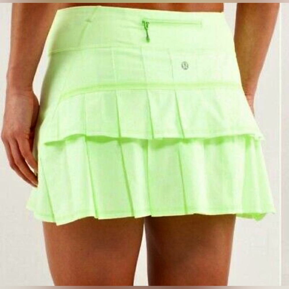 Lululemon Pace Setter Skirt Skort Petit Dot Neon Zap